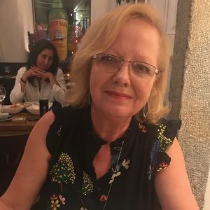 Meet your Posher, Paula